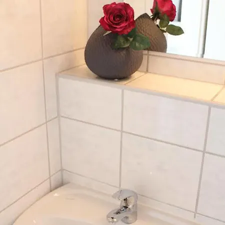 Πανσιόν Horn Gaestehaus *