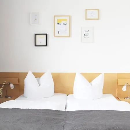 Horn Gaestehaus Affittacamere *